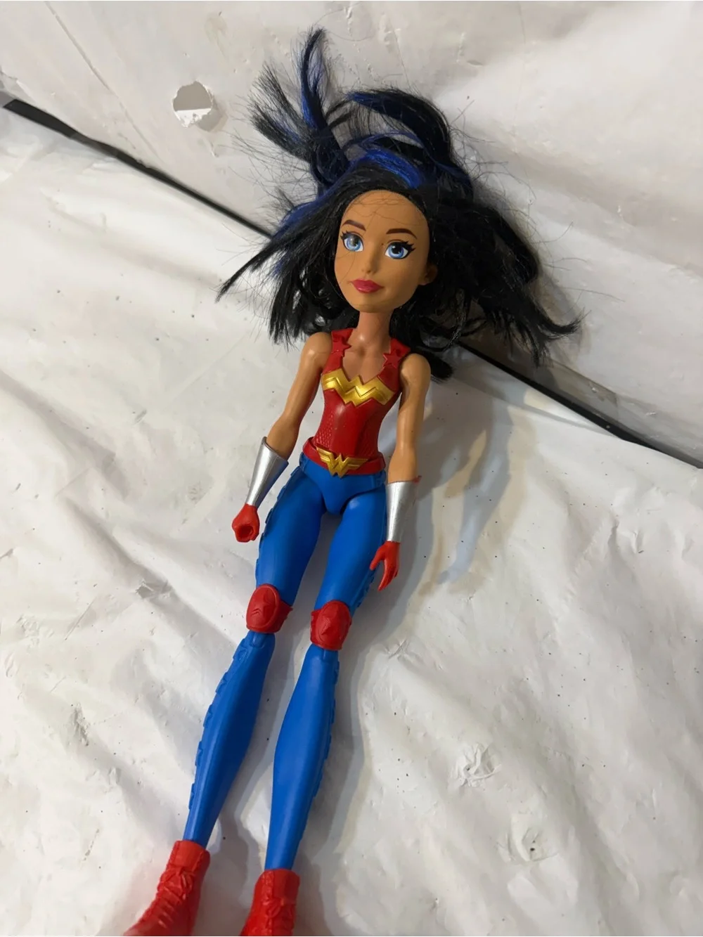 2015 Mattel DC Super Hero Girls Wonder Woman action doll